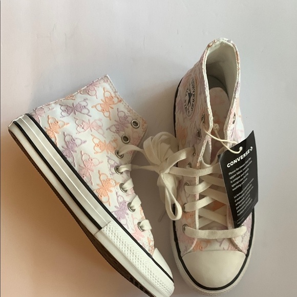 NWOB CTConverse All Star high top embroidered butterfly, US size 2 youth - Picture 1 of 6